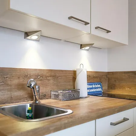 Sonnenschein - Westerlandstr 16, App 2 *